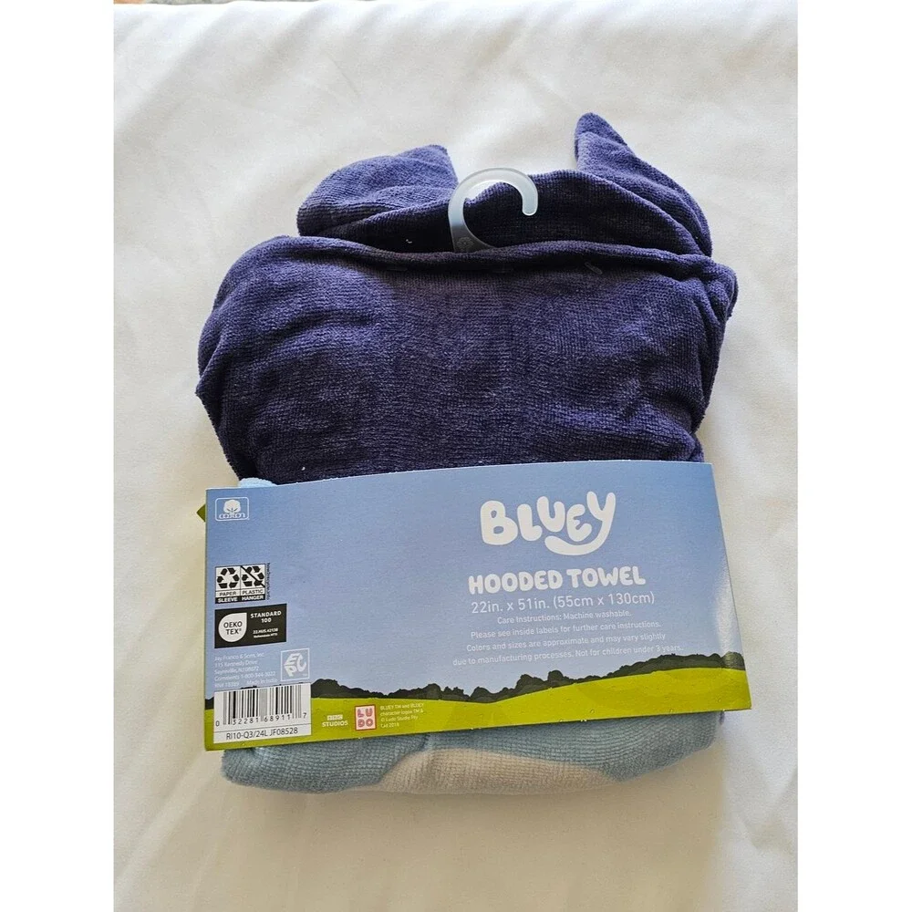 Bluey Hooded Kids Bath Towel - Navy Blue & Yellow Character Design